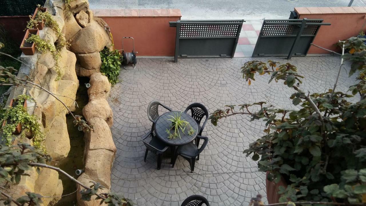Hostal Sant Roc Botarell Luaran gambar