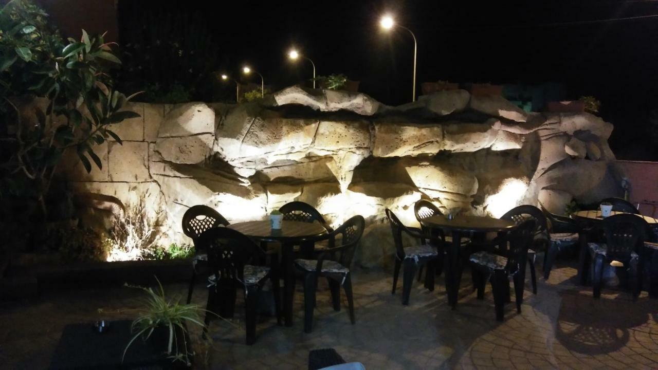 Hostal Sant Roc Botarell Luaran gambar